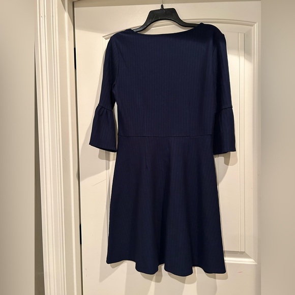 Cremieux Navy Blue Stretch Knit Women’s Dress - Size M - Picture 3 of 3